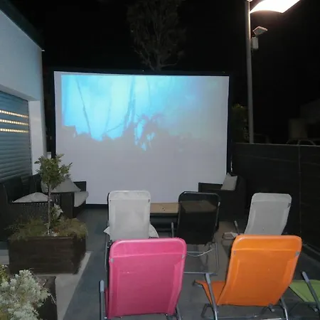 Feniks بيت ضيافة 3*