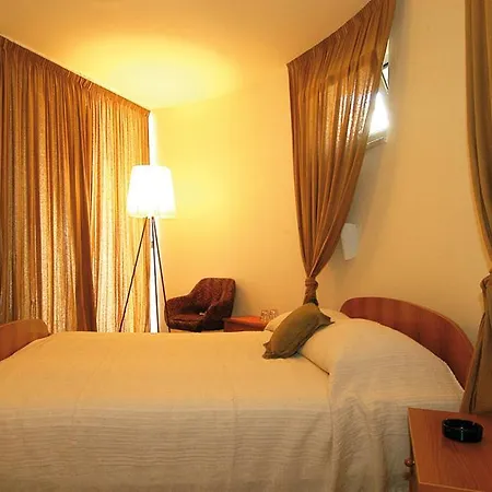 Feniks Guest house Pjescana Uvala