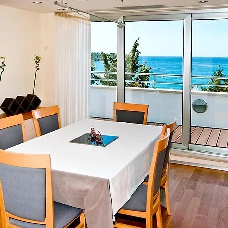 Feniks Guest house Pjescana Uvala