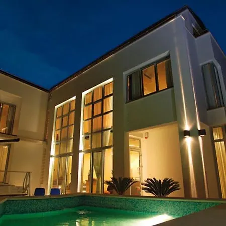 Guest house Feniks
