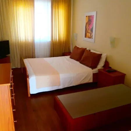 Guest house Feniks Pjescana Uvala