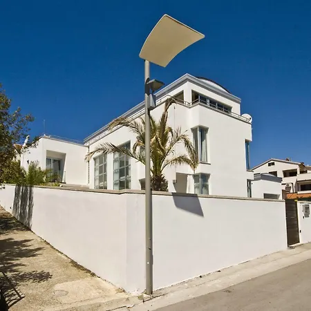 Feniks Guest house Pjescana Uvala