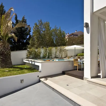 Guest house Feniks