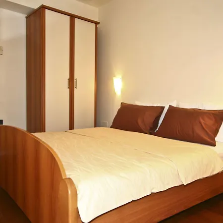 Feniks Guest house Pjescana Uvala