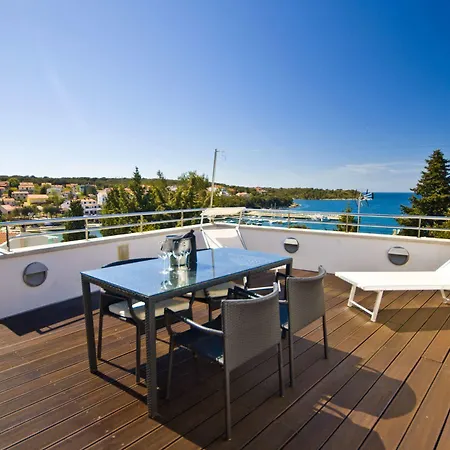 Feniks Guest house